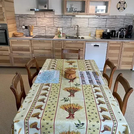 Apartment Spacieux